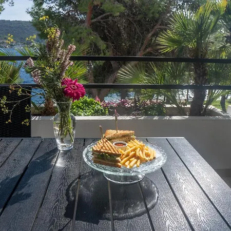 Apartament Edita *