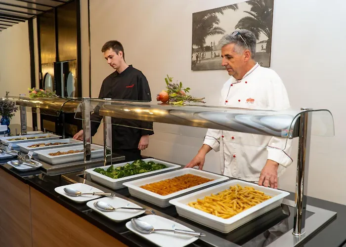 에디타 아파트 *