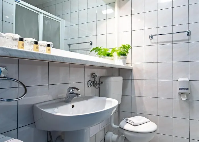 에디타 아파트 *